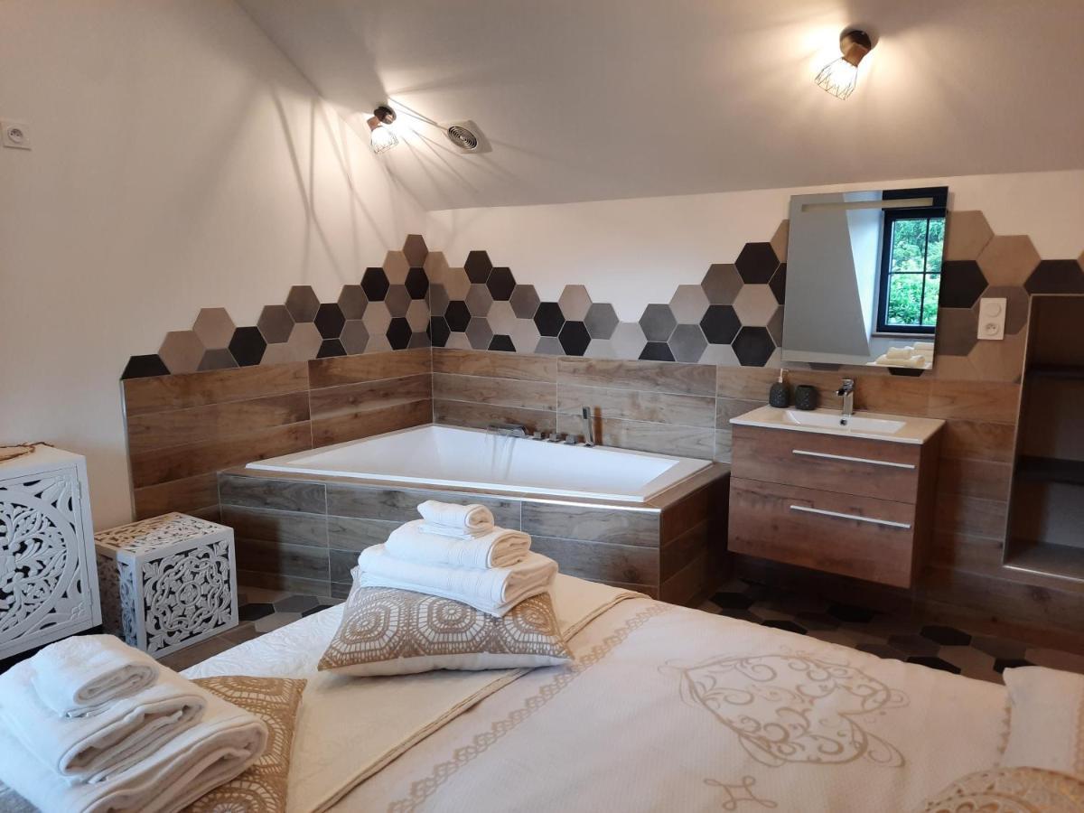 Madelaine Ranch, Nouvelle Piscine 2025 Villa Le Gast Bagian luar foto